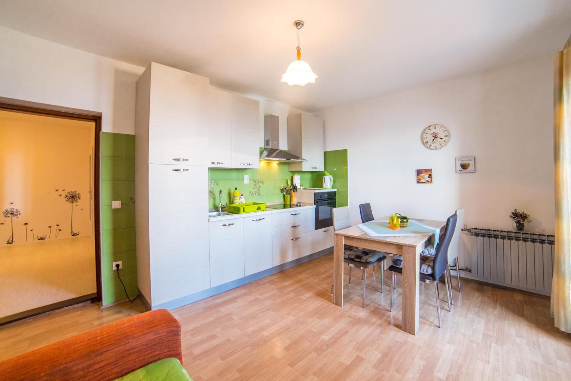 Apartment Mande Brist Exterior photo